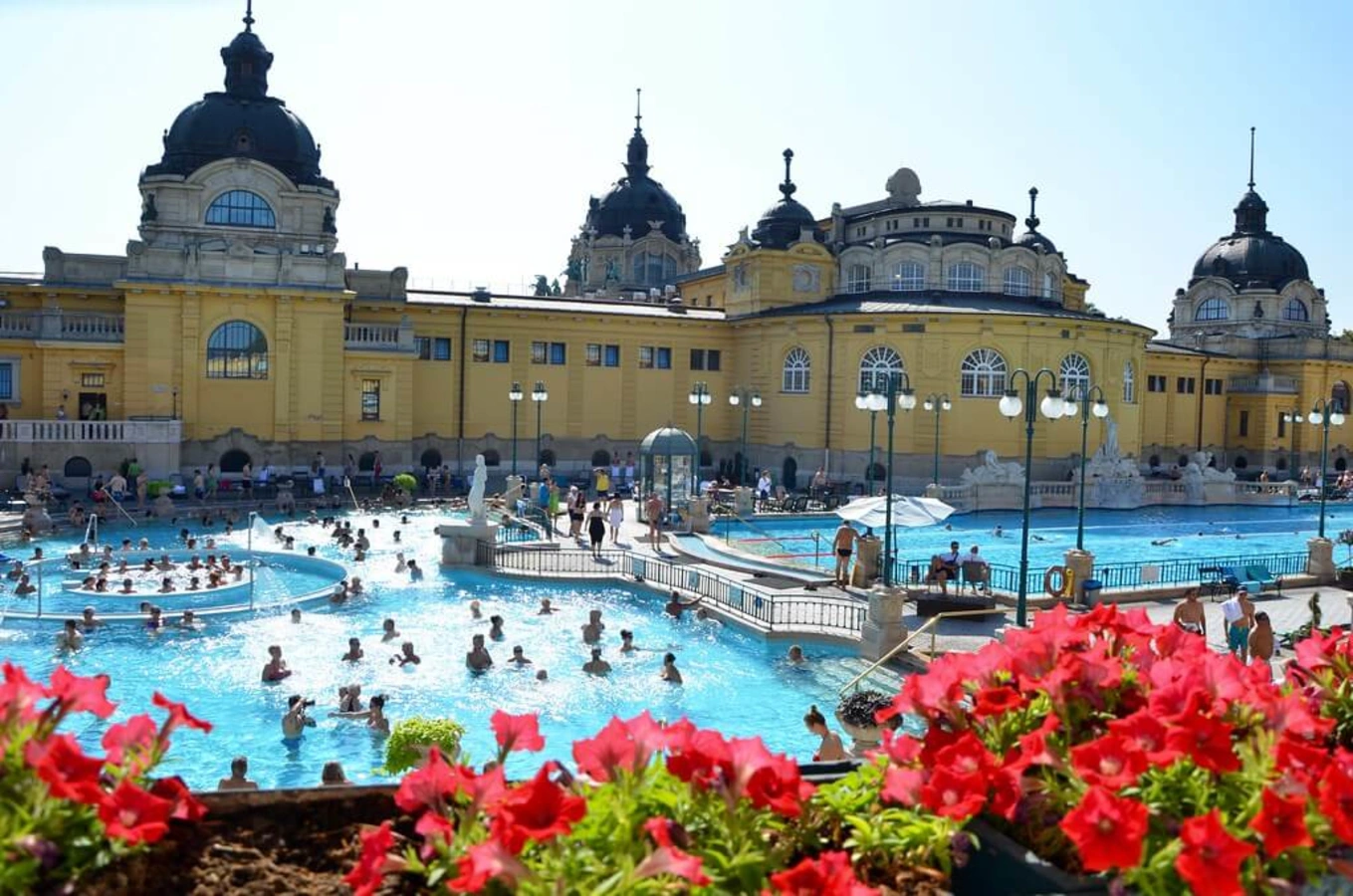 Thermes Szechenyi, Hongrie