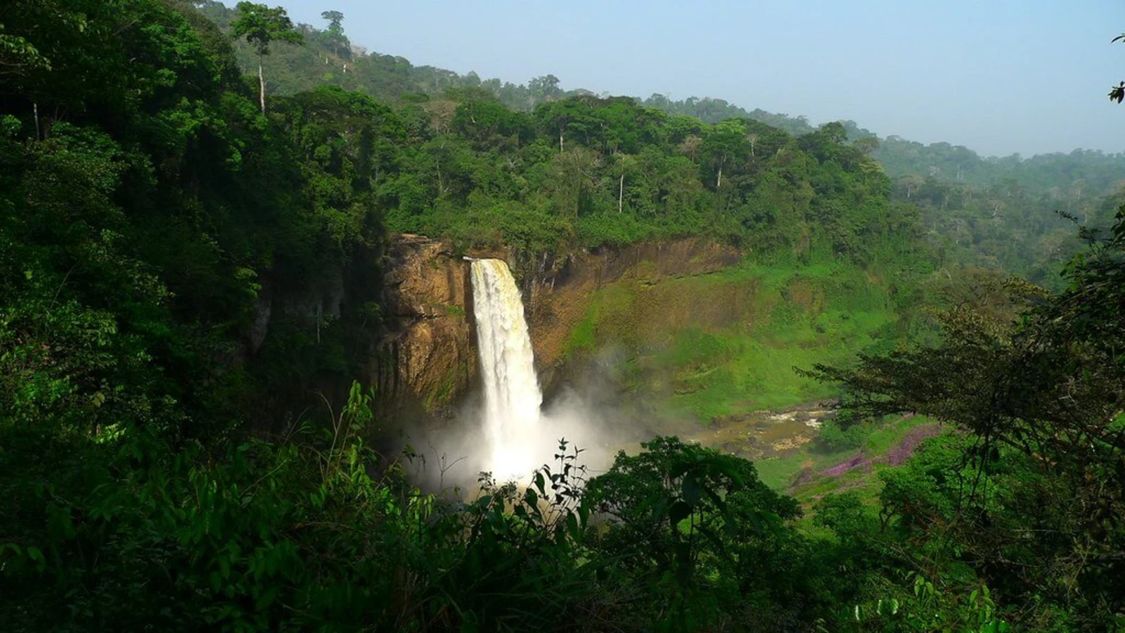 Chutes d'Ekom, Cameroun