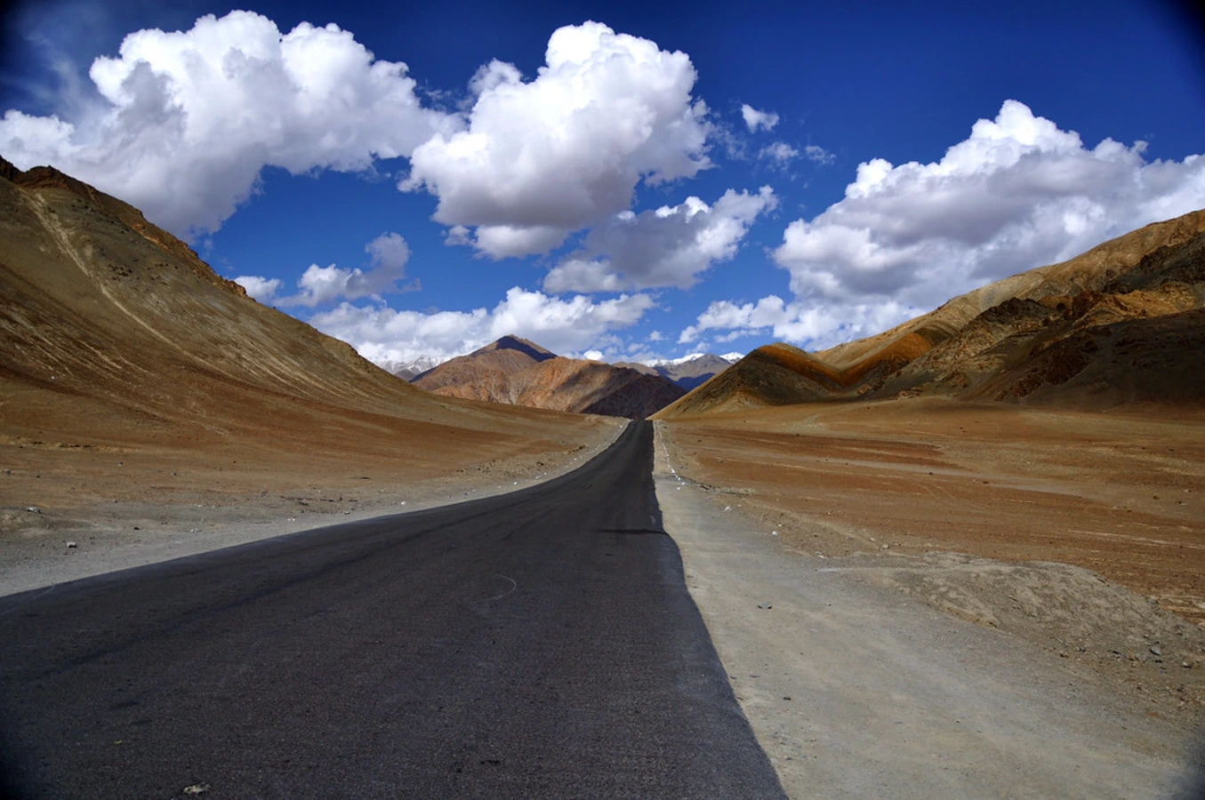 Magnetic Hill, Inde