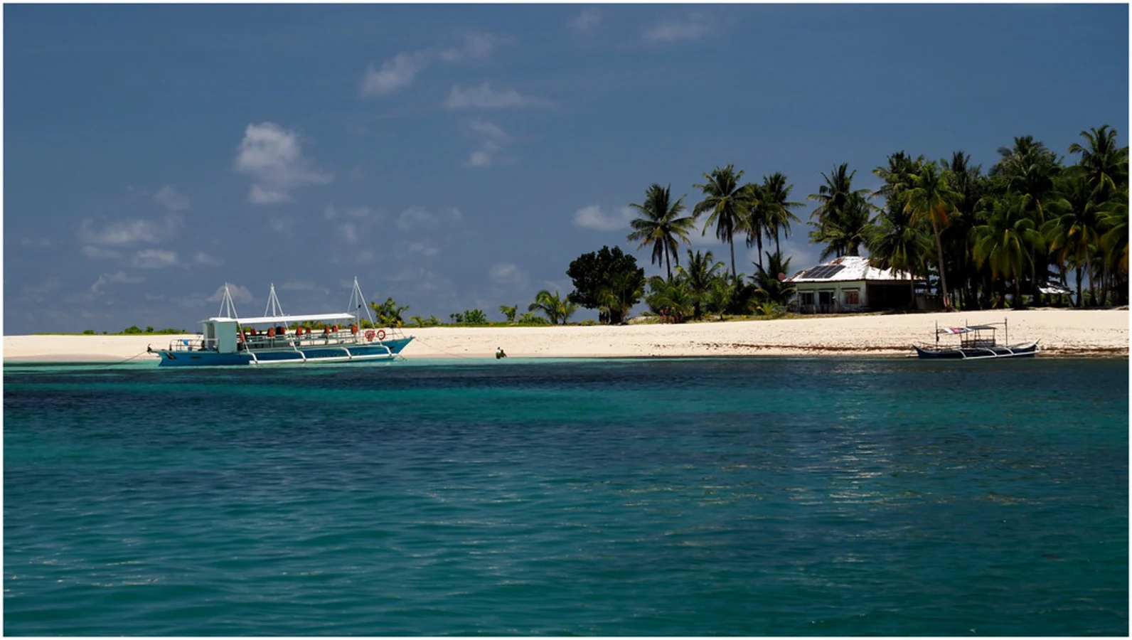 Mam-on Island, Philippines
