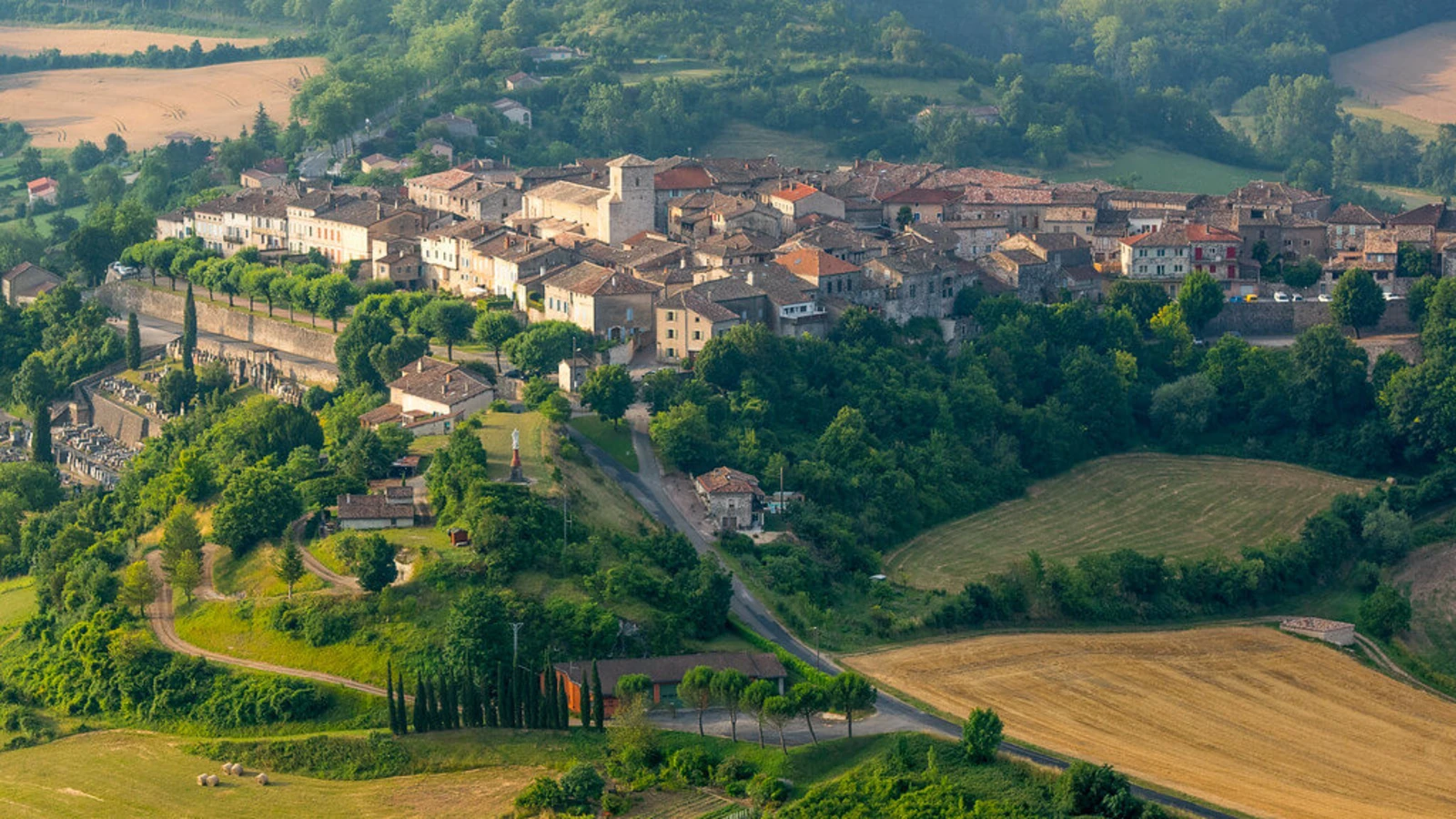 Castelnau-de-Montmiral, France