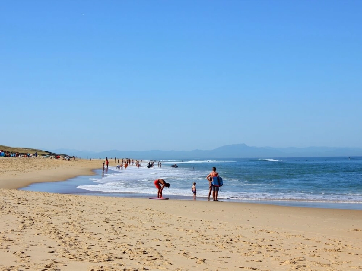  Plage des Casernes, France