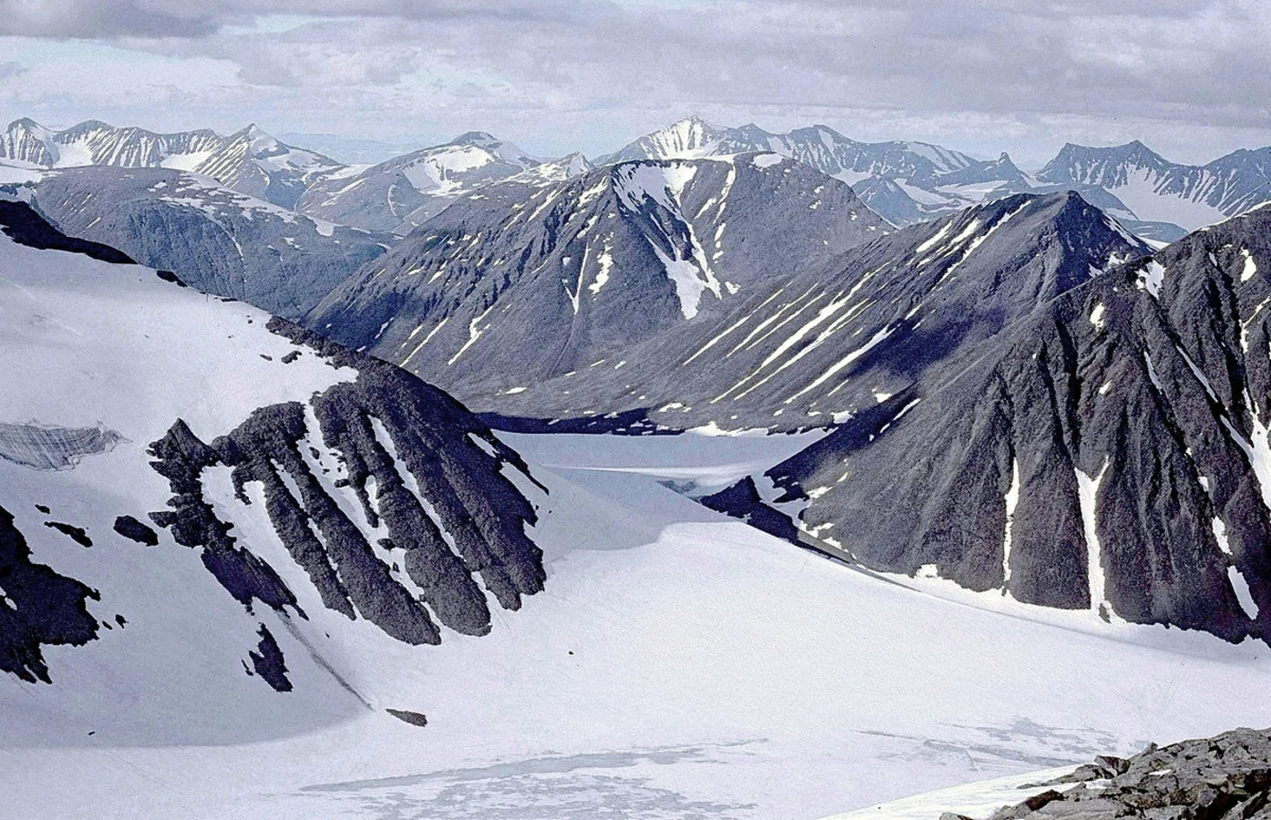 Sarektjakka, Suède