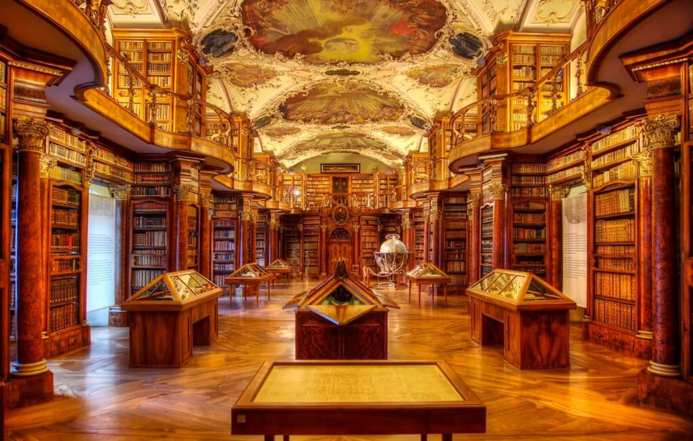 Bibliothèque de l'Abbaye de Saint-Gall, Suisse