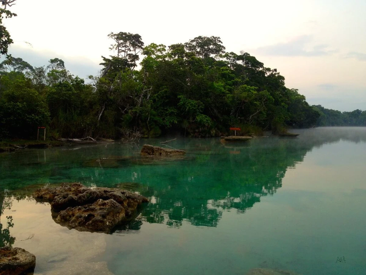 Laguna Lachua, Guatemala