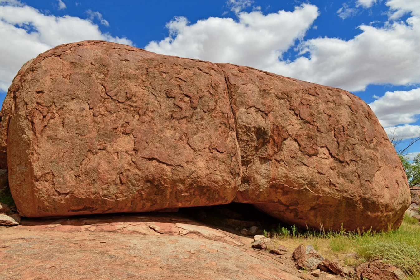 Karlu Karlu Conservation Reserve, Australie