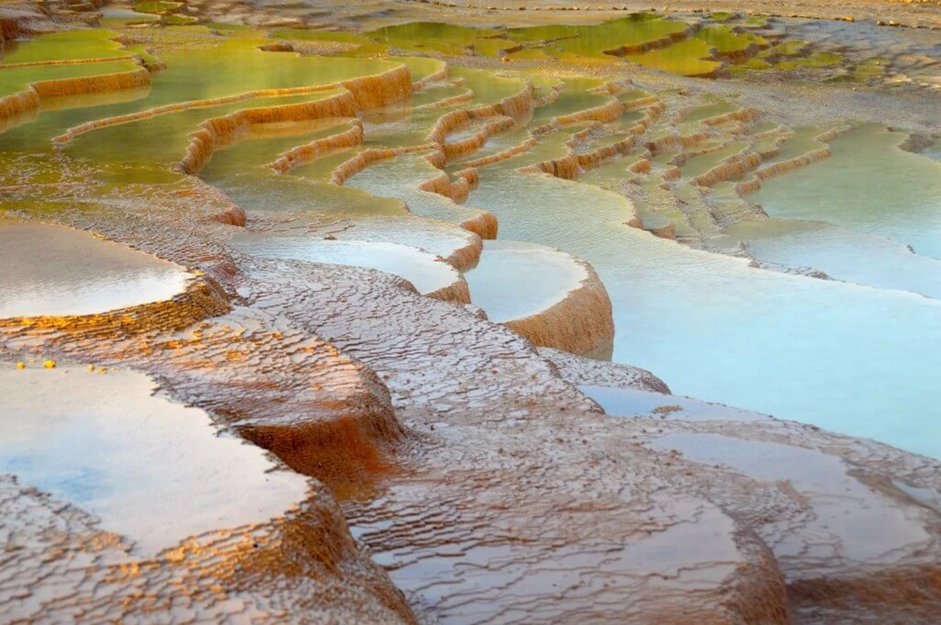 Badab-e Surt, Iran
