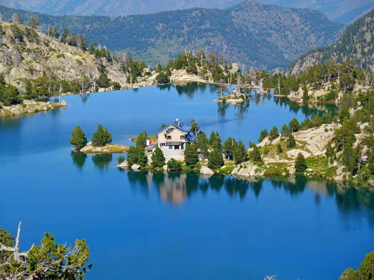 Refuge Josep Maria Blanc, Espagne