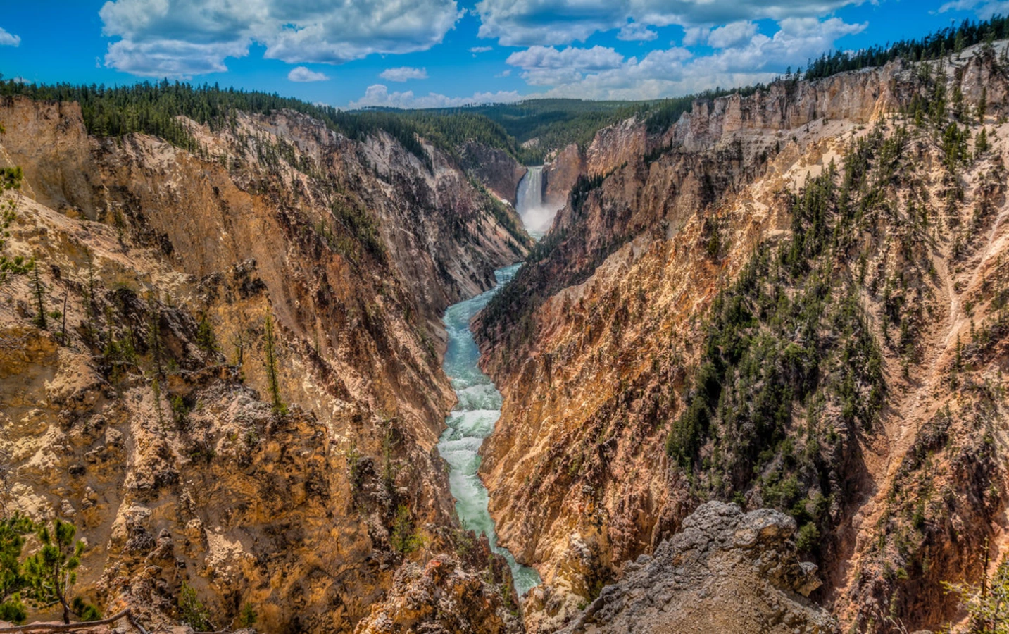 Chutes Yellowstone, États-Unis