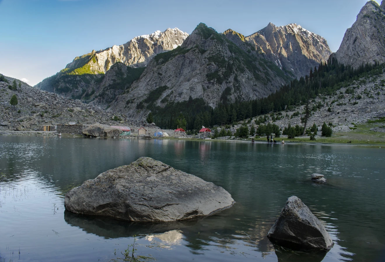 Lac Mahodand, Pakistan