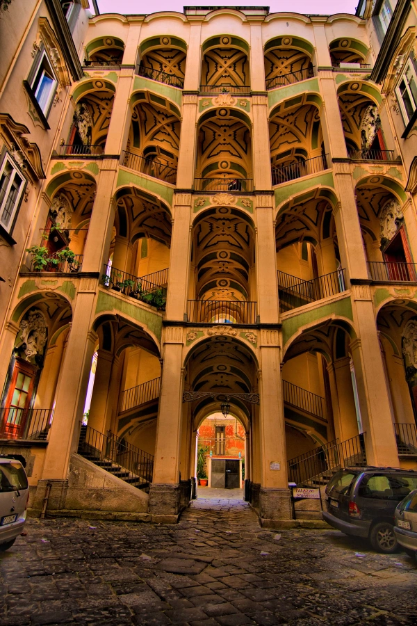 Palazzo dello Spagnolo, Italie