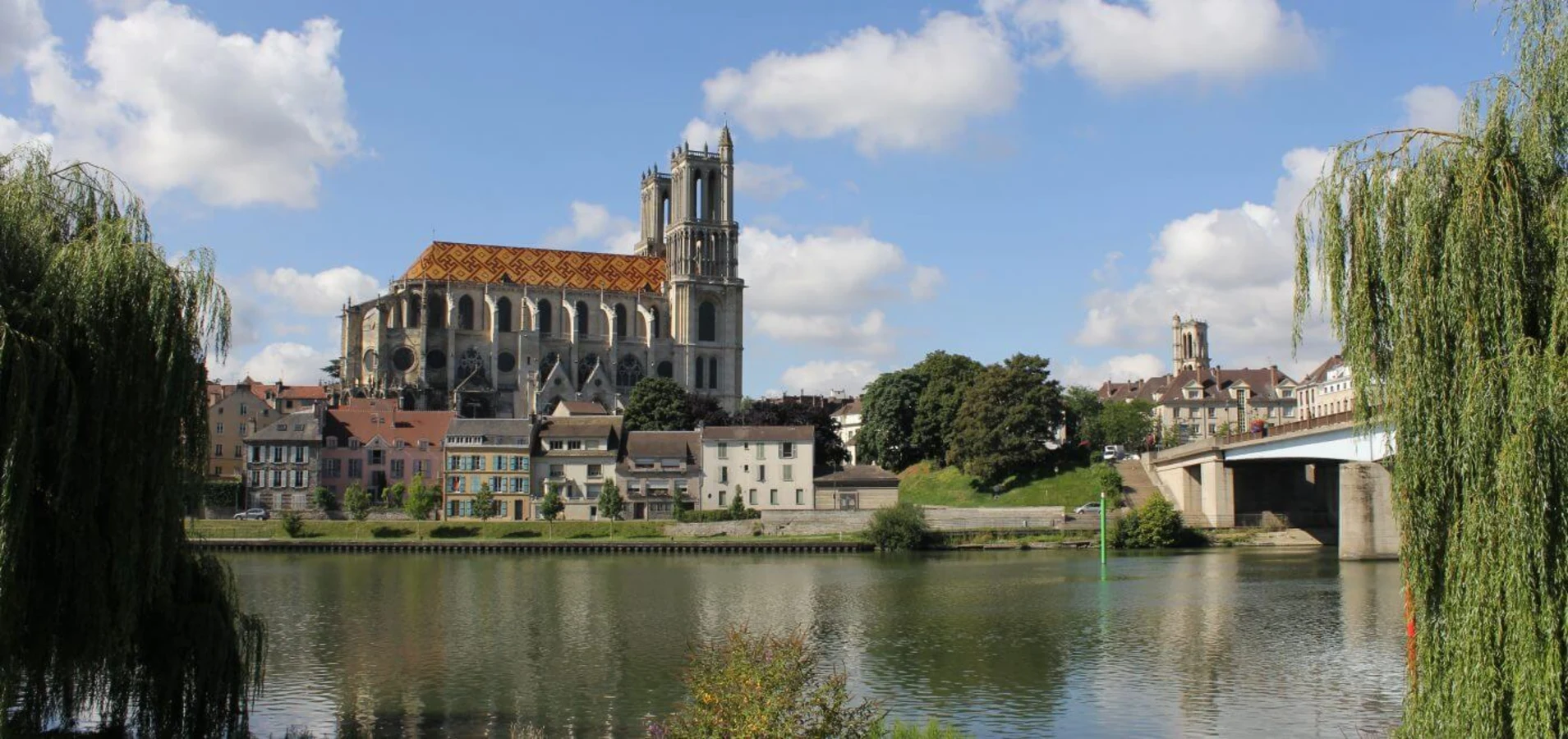 Collégiale Notre-Dame de Mantes-la-Jolie, France