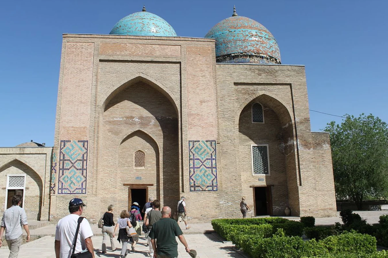 Dorout Tilavat, Ouzbékistan