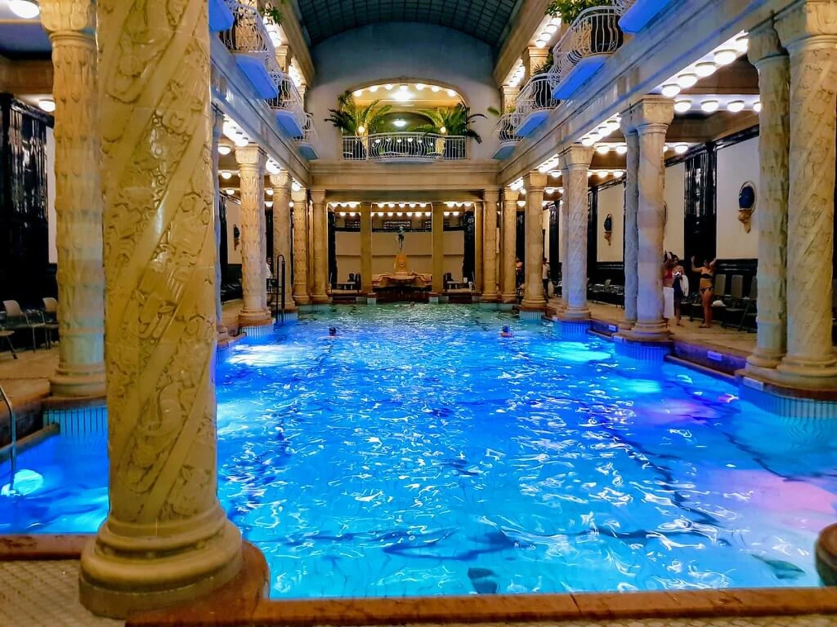 Thermes Gellért, Hongrie
