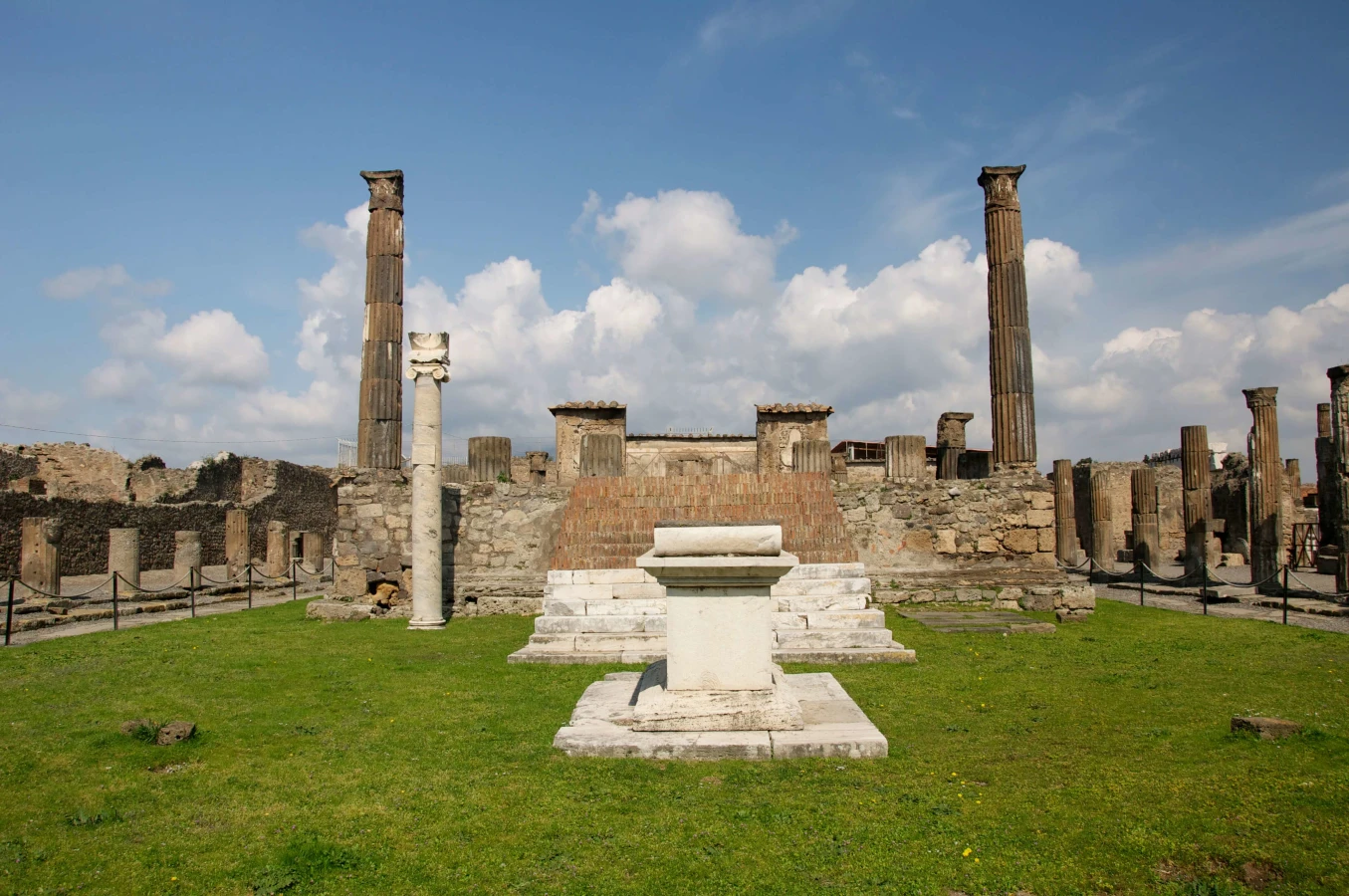 Temple d'Apollon, Italie