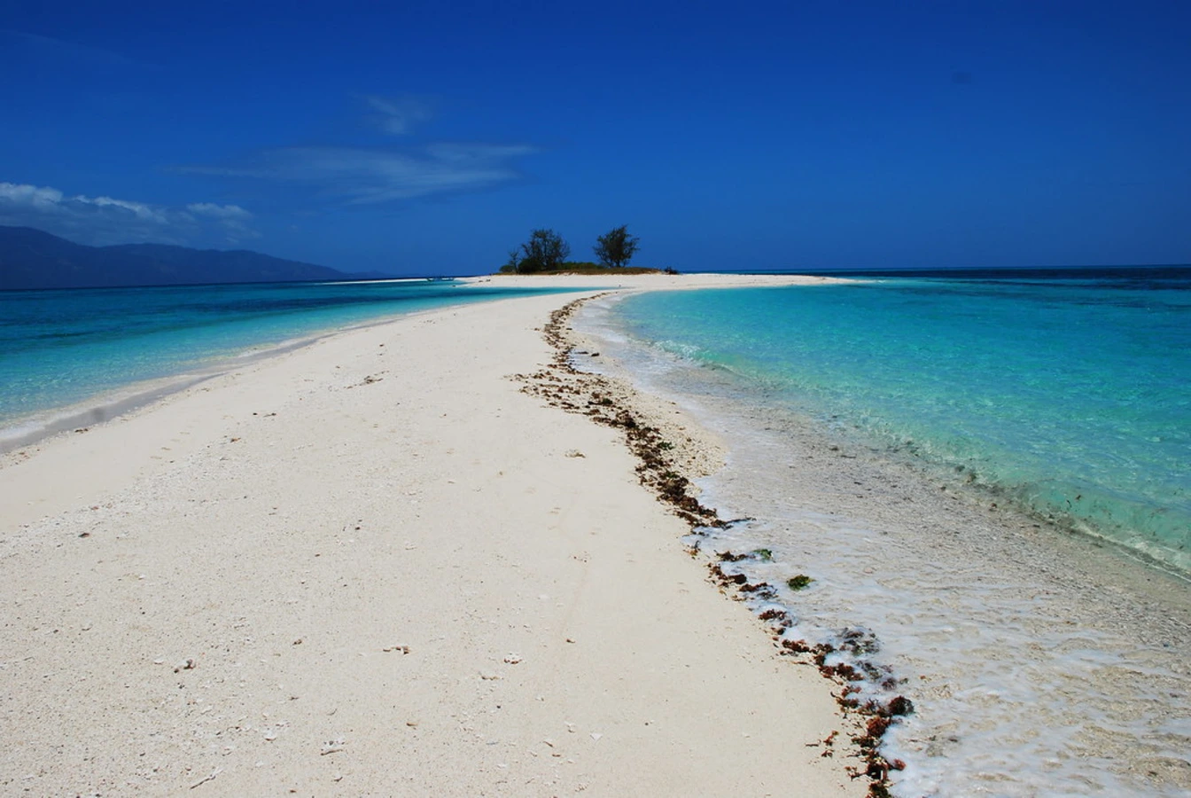Cresta de Gallo Island, Philippines