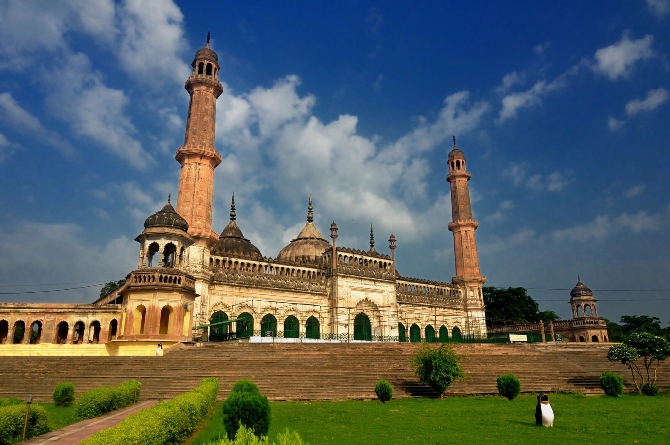 Imambara Bara, Inde
