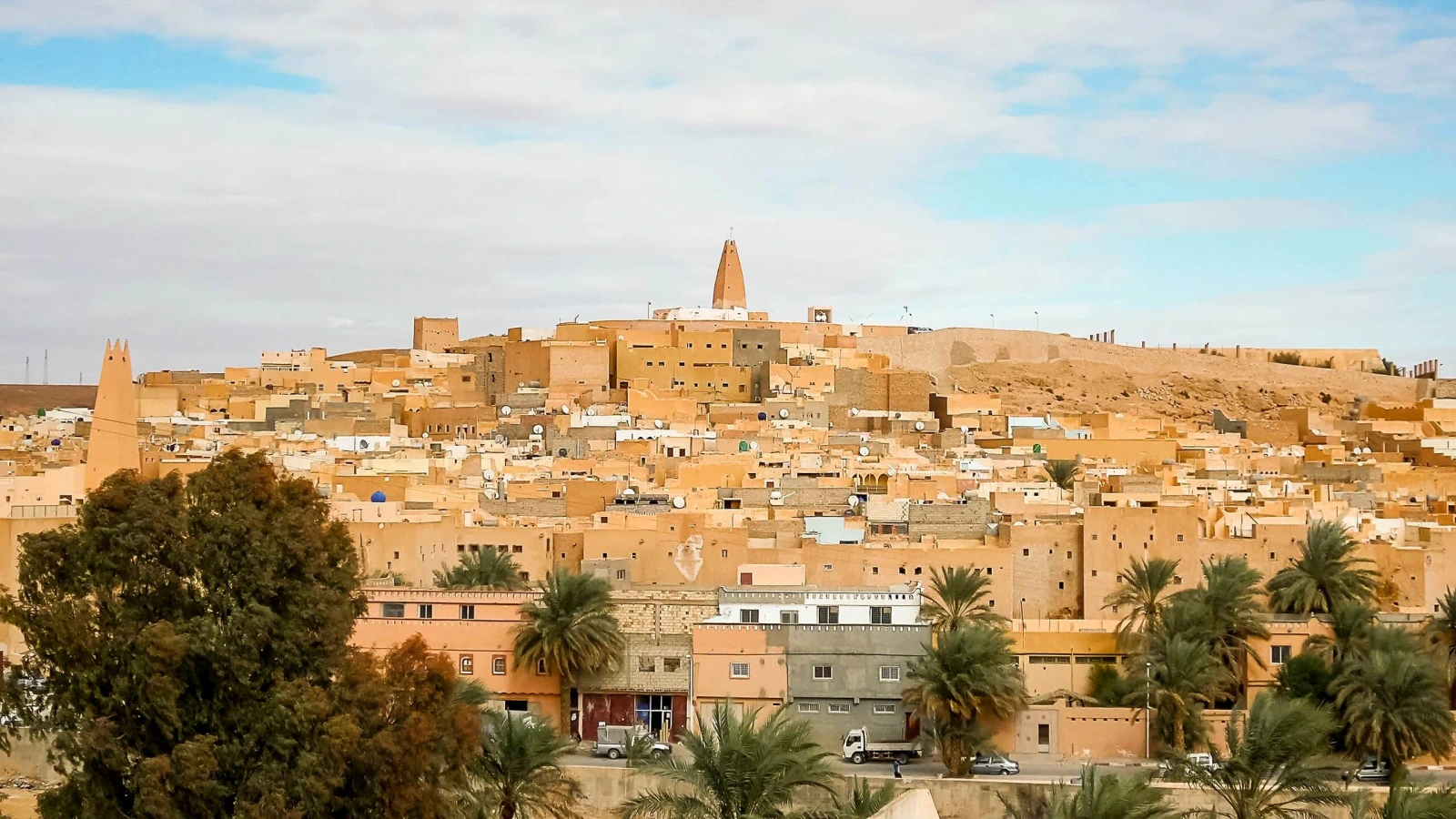 Bounoura, Algérie