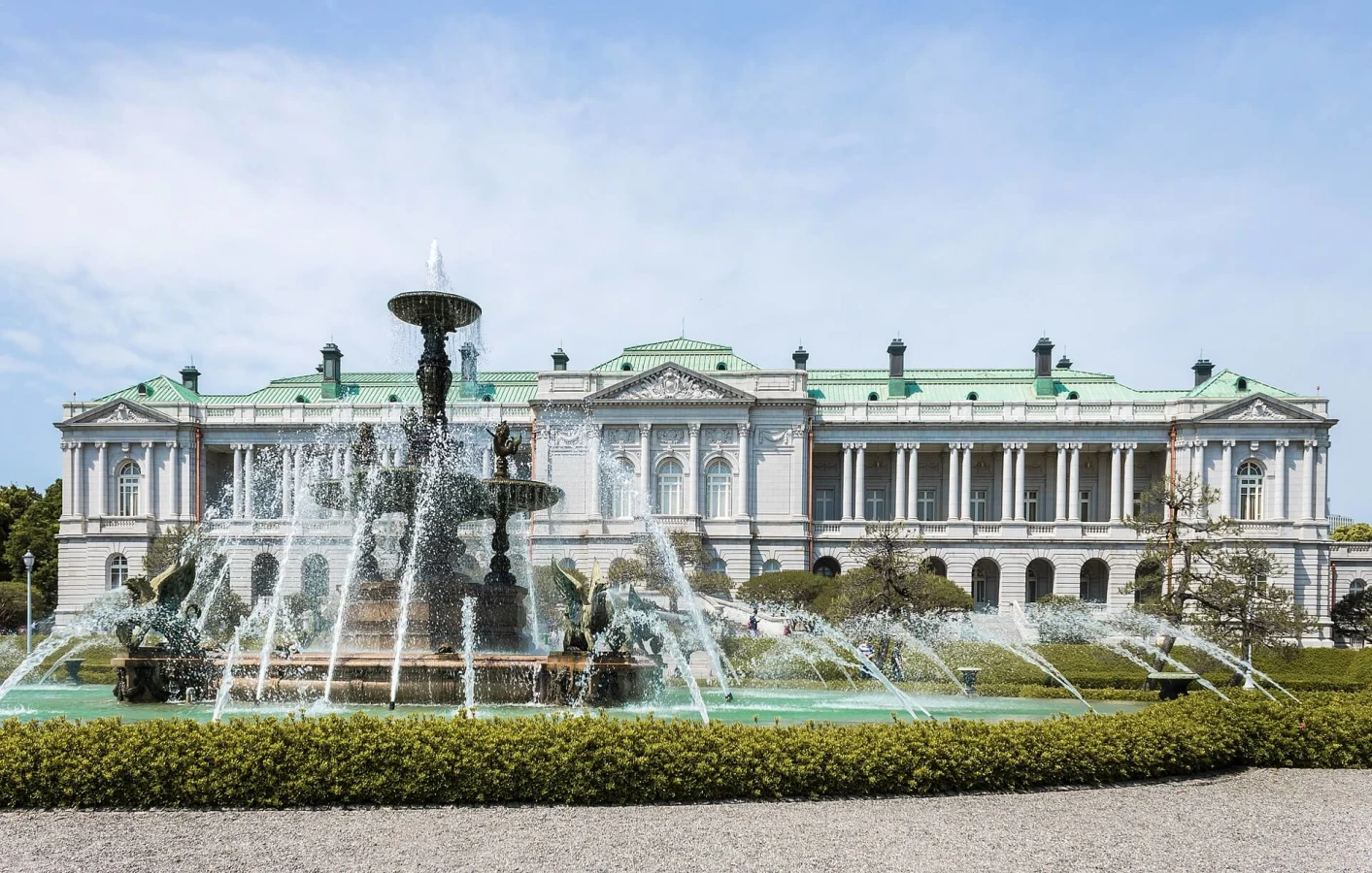 Palais d'Akasaka, Japon