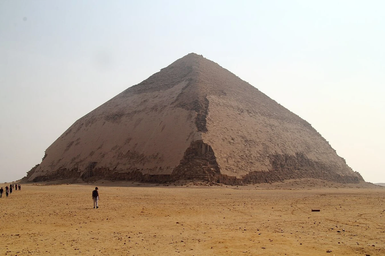 Pyramide rhomboïdale, Égypte