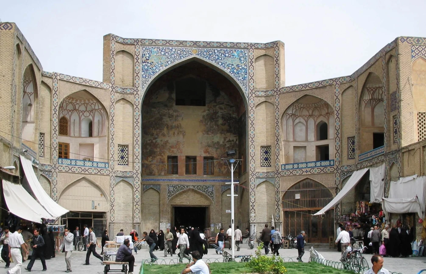 Porte Qeyssarié, Iran