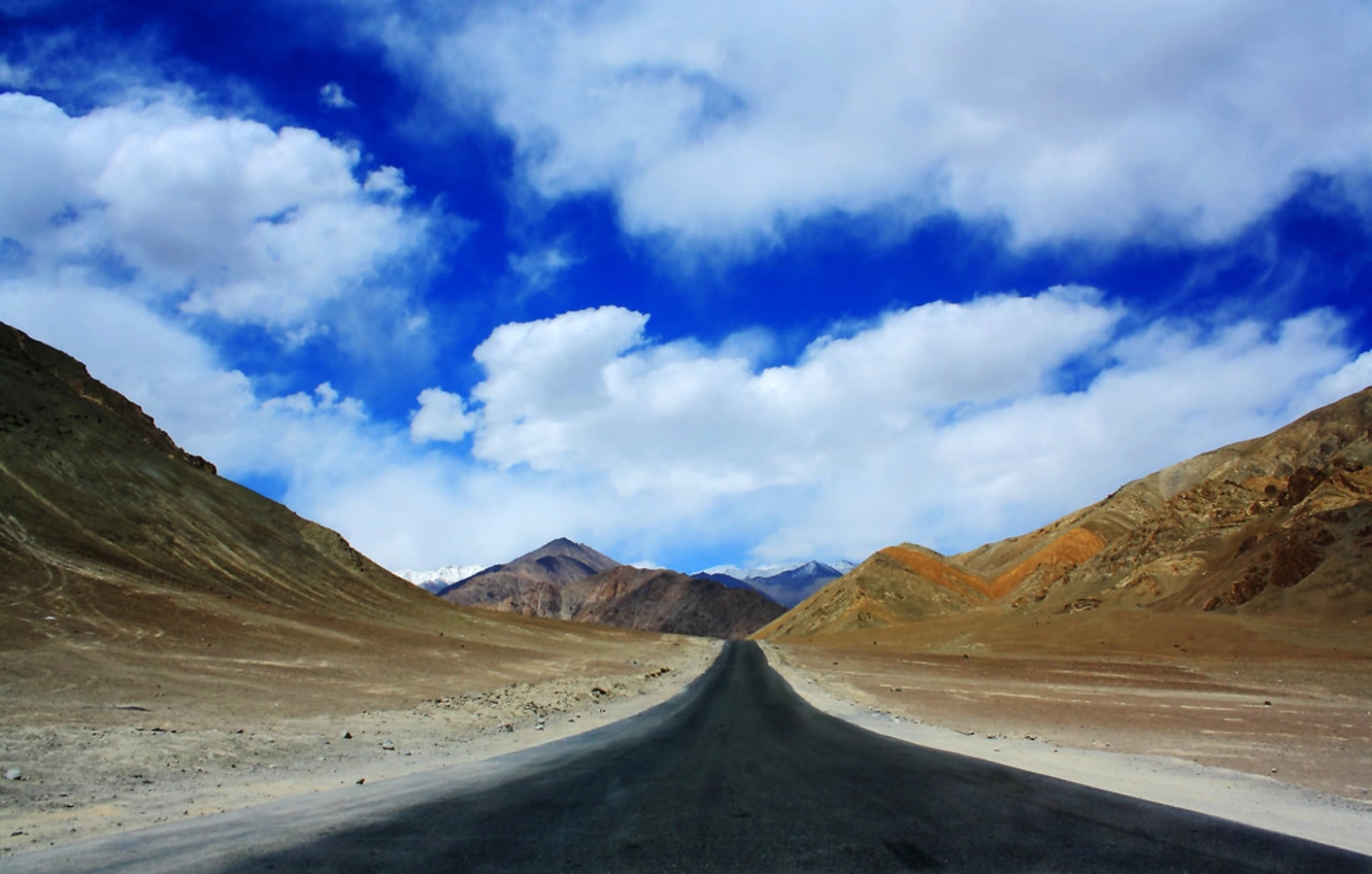 Magnetic Hill, Inde