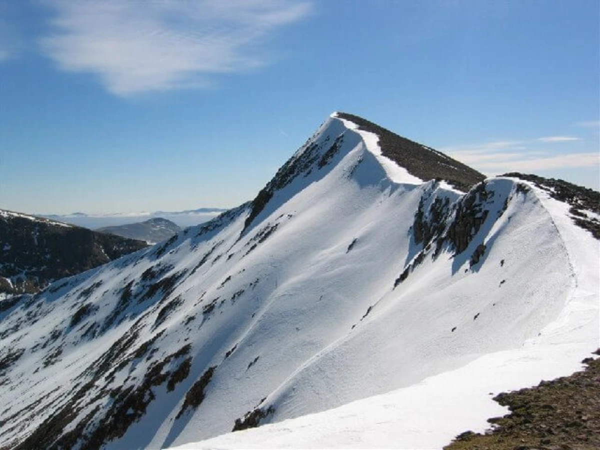 Carn Mor Dearg, Écosse