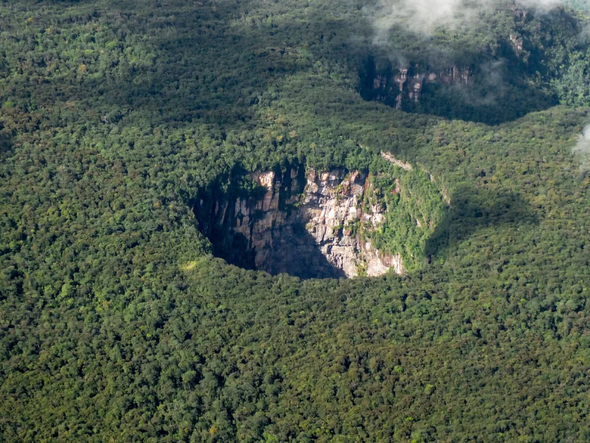Sarisarinama, Venezuela