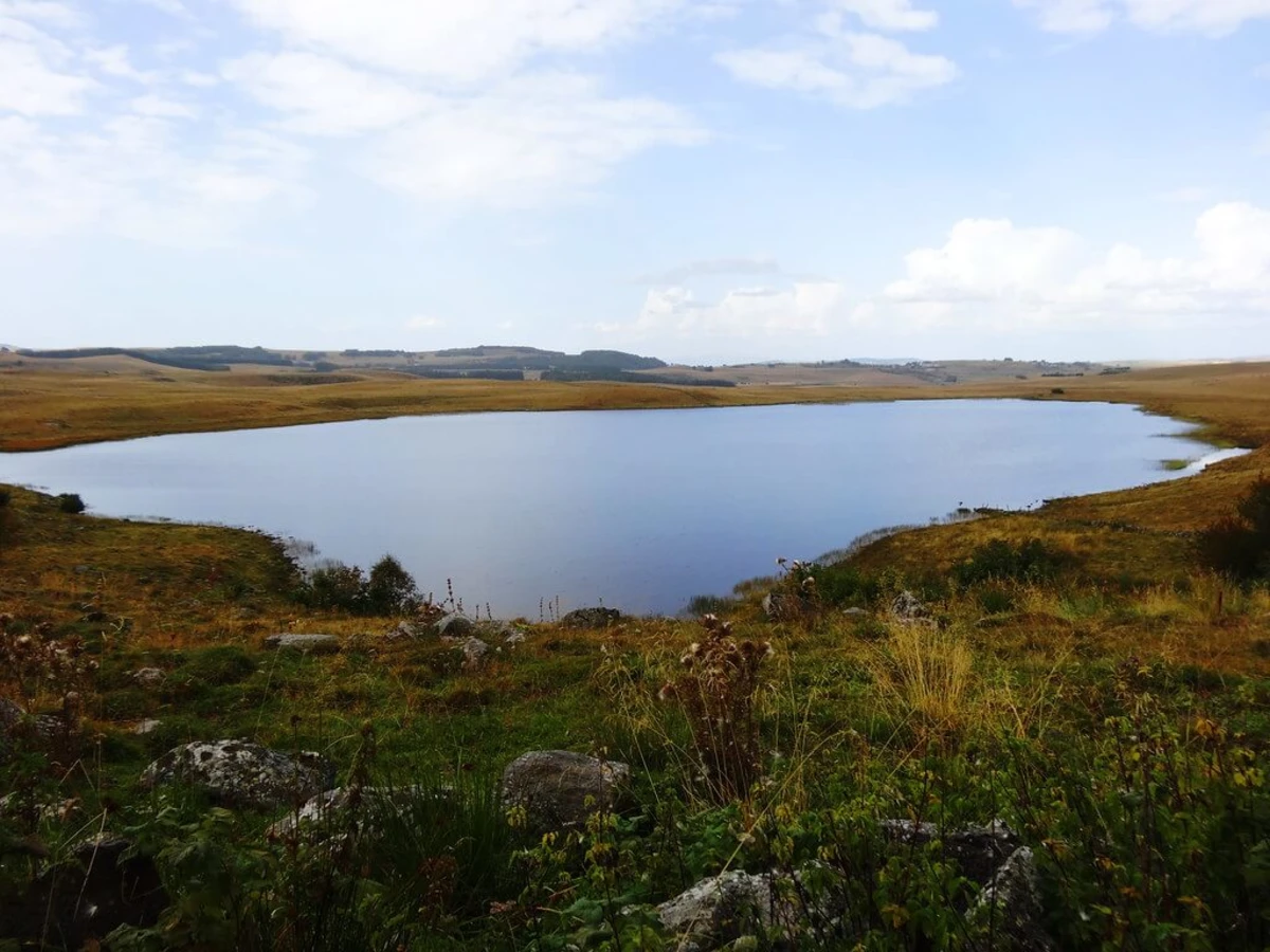 Lac de Saint-Andéol, France